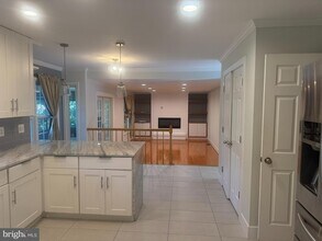 4329 Morningwood Dr in Olney, MD - Foto de edificio - Building Photo