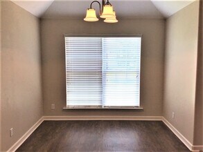 352 Brighton Woods Dr in Pooler, GA - Foto de edificio - Building Photo