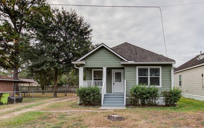 property at 1206 Grunwald Heights Blvd