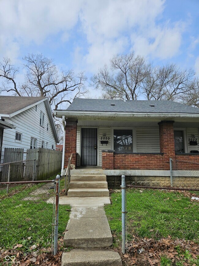 property at 2020 Adams St