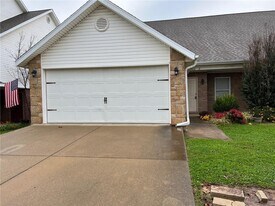 3400 SW Deerfield Blvd in Bentonville, AR - Building Photo