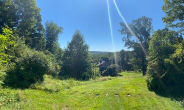 37 Orchard Dr, Unit 37A in Redding, CT - Building Photo - Building Photo