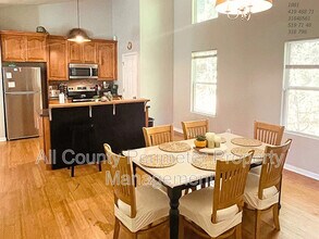 837 Forrest Cir SE in Atlanta, GA - Building Photo - Building Photo