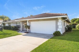 11646 Anhinga Dr in Wellington, FL - Building Photo - Building Photo