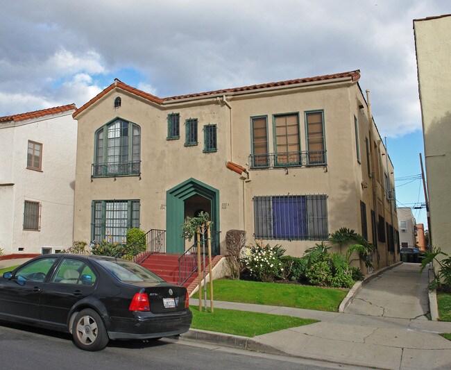 322 N Curson Ave in Los Angeles, CA - Foto de edificio - Building Photo