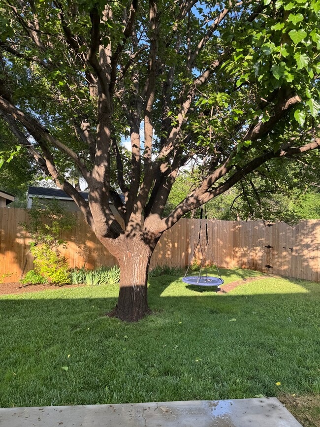 3703 Montague Dr, Unit E212 in Amarillo, TX - Building Photo - Building Photo