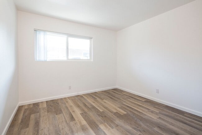 6740 Sabado Tarde Rd in Isla Vista, CA - Building Photo - Building Photo