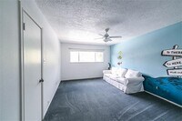 378 N Post Oak Ln photo'