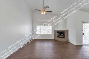 8115 E Mesquite Ridge Cir in Tucson, AZ - Building Photo