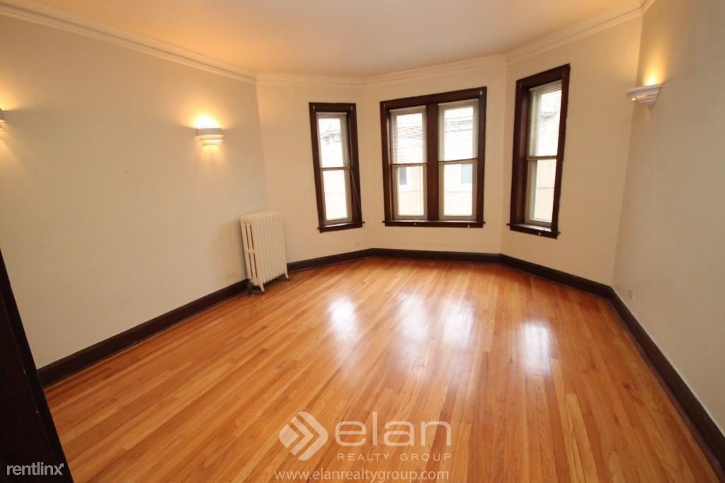 4227 N Paulina St-Unit -Apt 3E in Chicago, IL - Building Photo