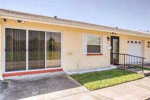 4932 Ilener St in New Port Richey, FL - Building Photo