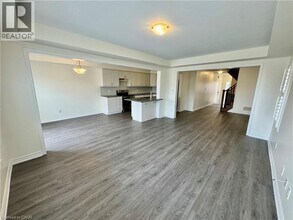 143 Ridge Rd in Cambridge, ON - Building Photo - Building Photo