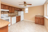 Fairway Apartments in Tonawanda, NY - Building Photo - Building Photo