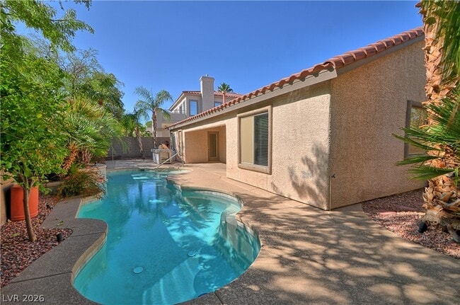 1310 Autumn Wind Way in Henderson, NV - Building Photo - Building Photo