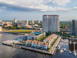 Berkman Plaza Condos in Jacksonville, FL - Building Photo - Building Photo