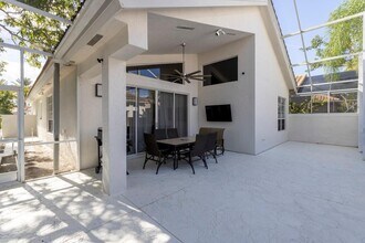 6391 NW 23rd Ln in Boca Raton, FL - Building Photo - Building Photo