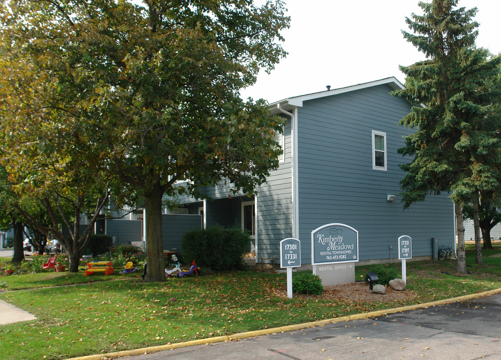 Kimberly Meadows Townhomes in Plymouth, MN - Building Photo