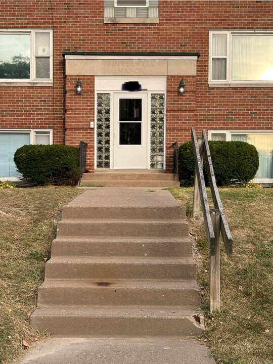 1719 20th St in Rock Island, IL - Building Photo