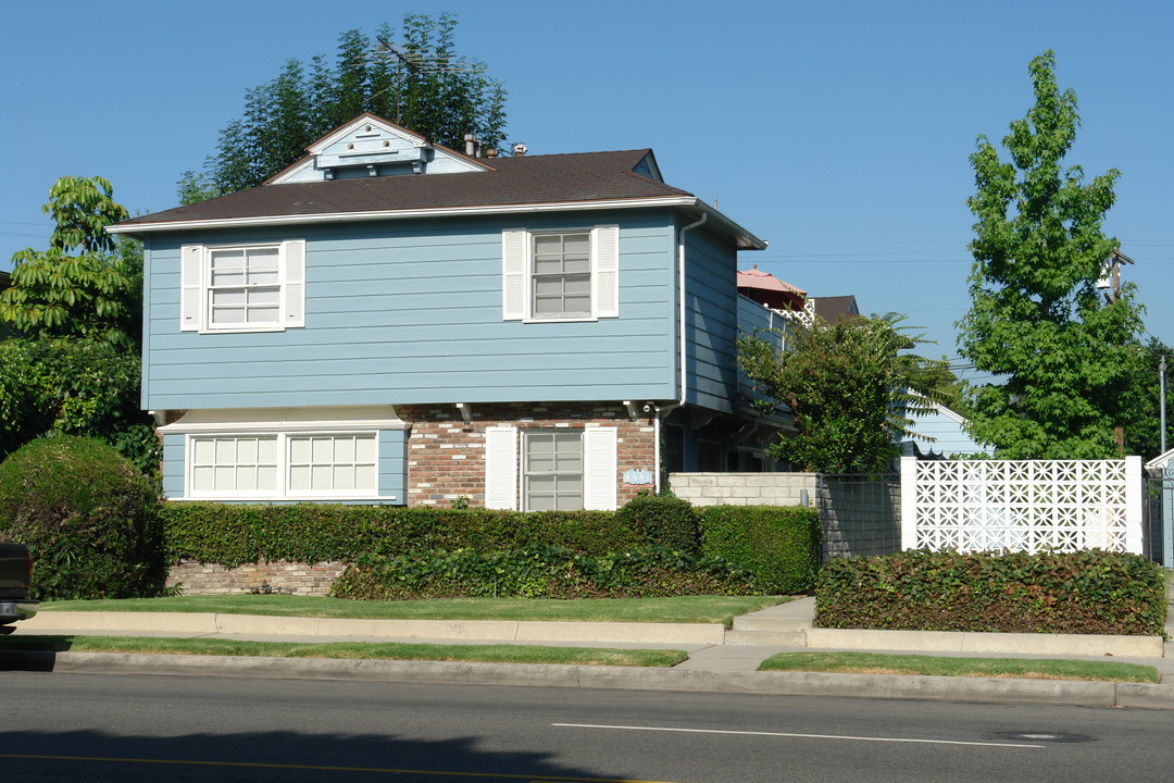 4541 Hazeltine Ave in Sherman Oaks, CA - Foto de edificio
