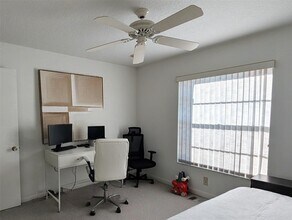 5895 Autumn Lake Ln in Boynton Beach, FL - Building Photo - Building Photo