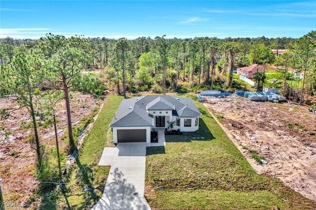 property at 846 Cadis St E
