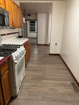 154 N Franklin St in Holbrook, MA - Building Photo