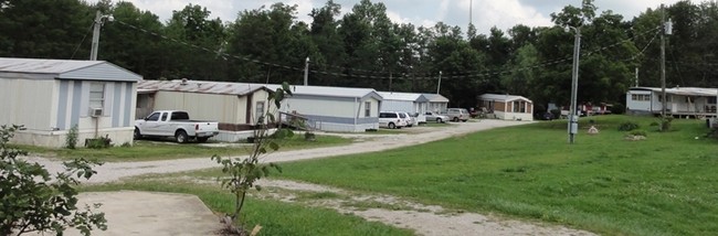 Spring Park Mobile Home Park in Magnolia, KY - Building Photo - Building Photo