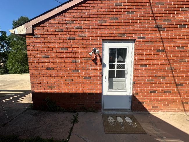 5388 Chapmans Rd in Orefield, PA - Building Photo - Building Photo