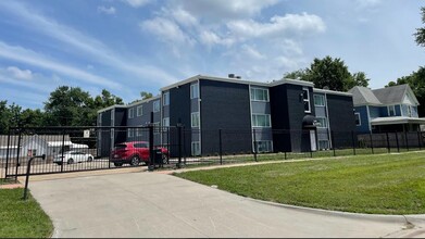 The Kapital in Topeka, KS - Foto de edificio - Building Photo