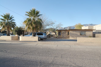 3725-3729 E Farr Pl in Tucson, AZ - Building Photo - Building Photo