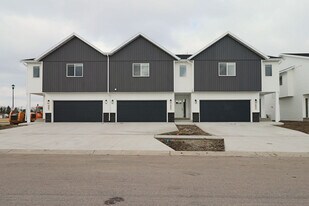 6159 24th St S in Fargo, ND - Building Photo