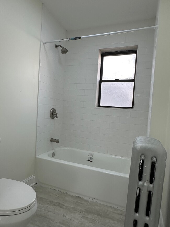 7227 N Wolcott Ave, Unit 1 in Chicago, IL - Building Photo - Building Photo