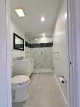 1351 W Mango St in Lantana, FL - Building Photo - Building Photo