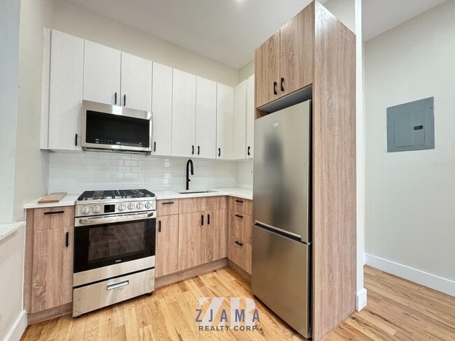 property at 735 Rogers Ave