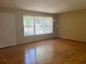 524 Ranch Dr in Ballwin, MO - Building Photo - Building Photo