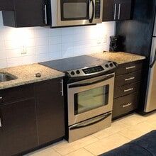 555 Delestre Ave in Coquitlam, BC - Building Photo - Building Photo