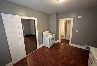 3871 W 136th St in Cleveland, OH - Building Photo - Building Photo