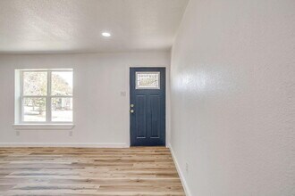 521 Mesquite Ave N in Crowley, TX - Building Photo - Building Photo