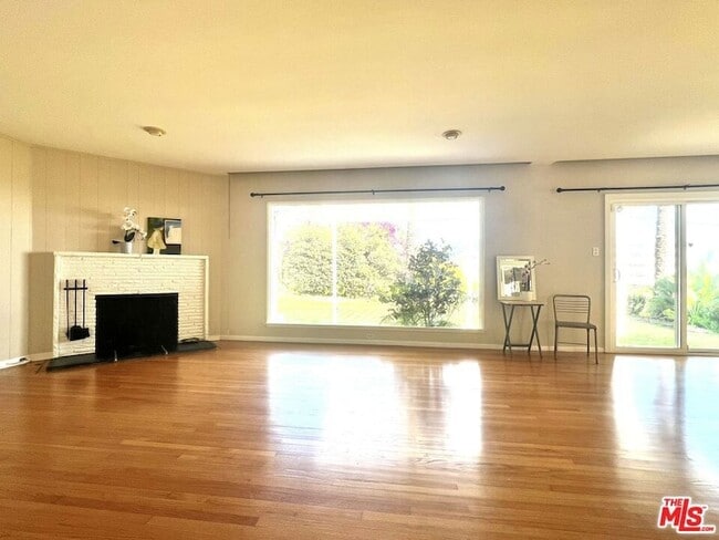 property at 5604 Chariton Ave