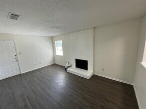 7004 Millrace Dr in Austin, TX - Building Photo - Building Photo