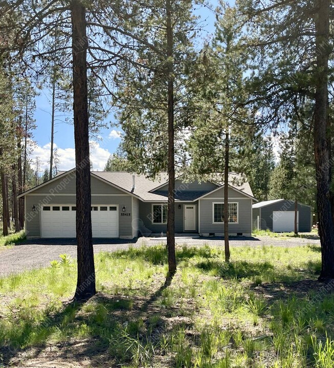 55415 Heierman Dr in Bend, OR - Building Photo