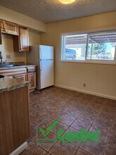 230 Carol Dr-Unit -4 in Blackfoot, ID - Building Photo - Building Photo