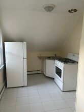 300 Brown Ave in Prospect Park, NJ - Building Photo - Building Photo