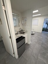 2955 Ridgelake Dr in Metairie, LA - Building Photo - Building Photo