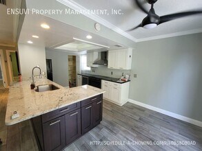 14220 N Bayshore Dr in Madeira Beach, FL - Building Photo - Building Photo