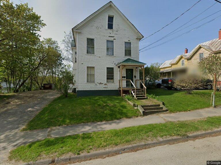 12 Kelsey St, Unit 2 in Waterville, ME - Building Photo