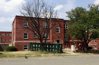 3902 Old Dominion Blvd in Alexandria, VA - Building Photo - Building Photo