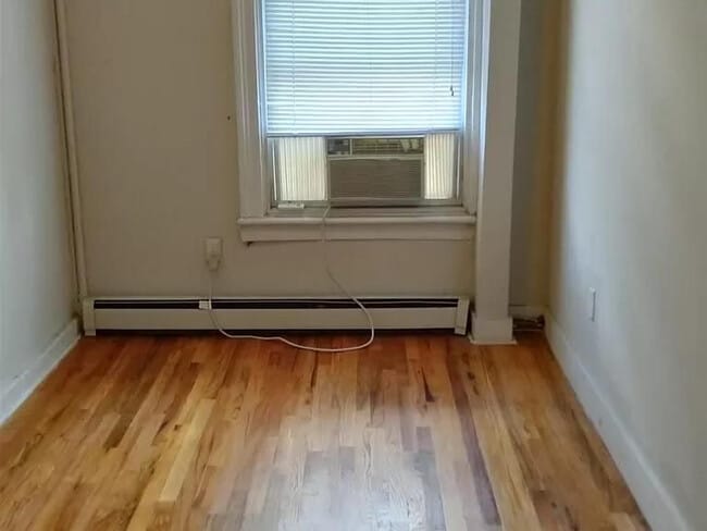 14 Kensington Ave in Jersey City, NJ - Building Photo - Building Photo
