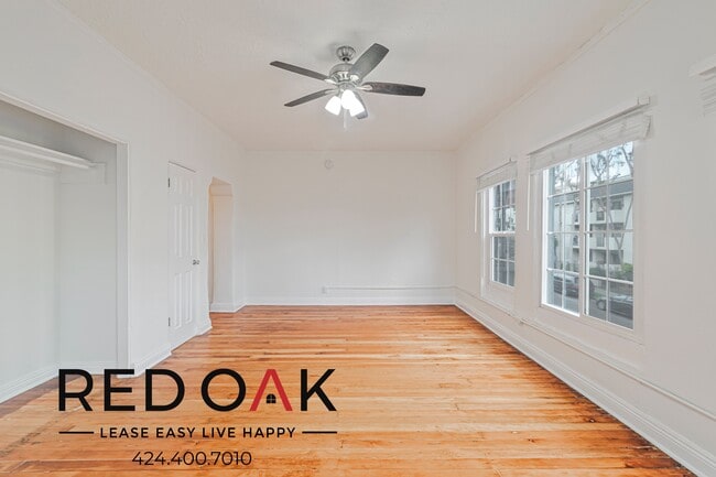 property at 921 S Bonnie Brae St