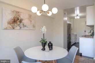 4600 Connecticut Ave NW in Washington, DC - Building Photo - Building Photo